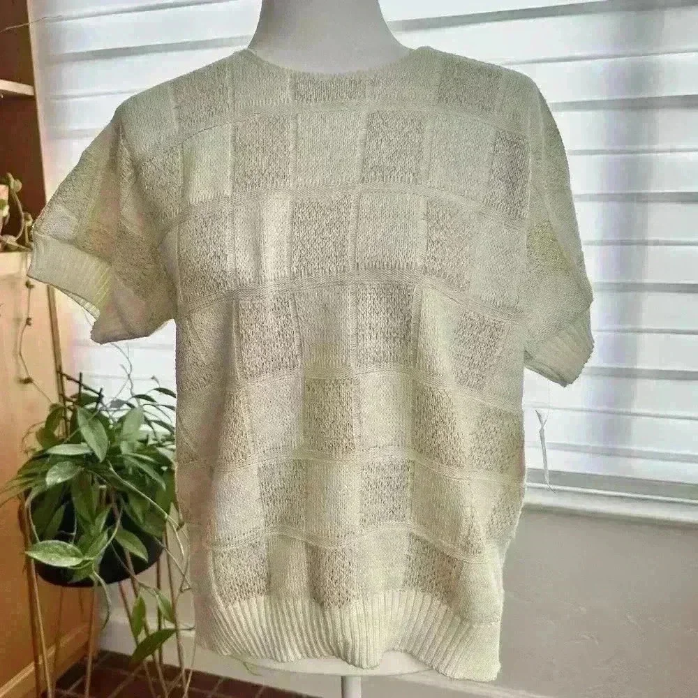 Bay Point Threads Vintage Cream and Gold Sweater w/button detail on back-Size L